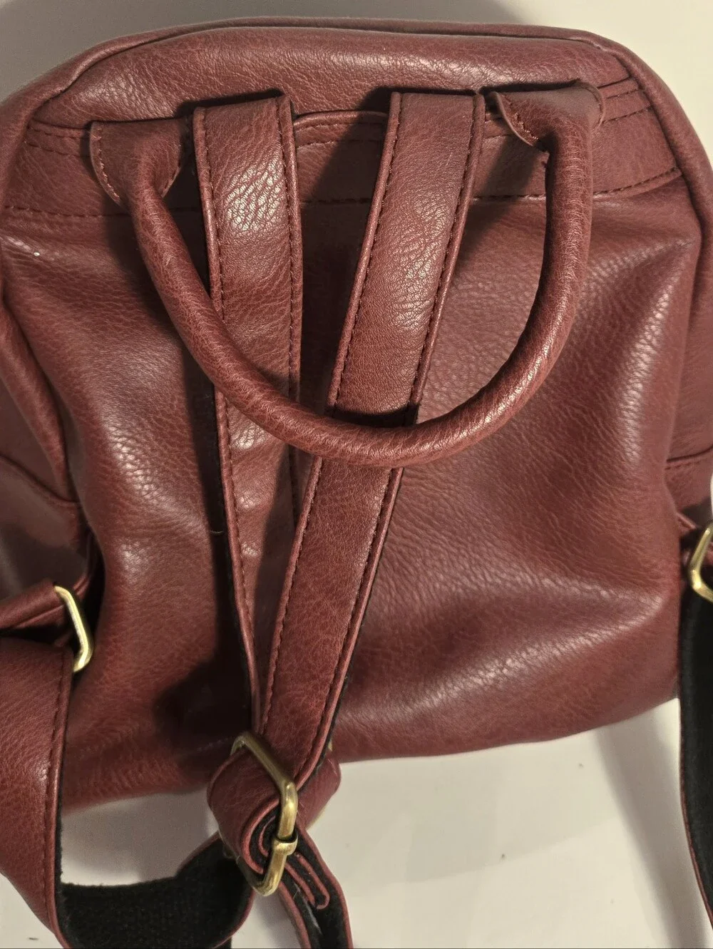 Harry Potter Hogwarts School Crest Maroon Faux Leather Backpack Bag Pockets NWOT